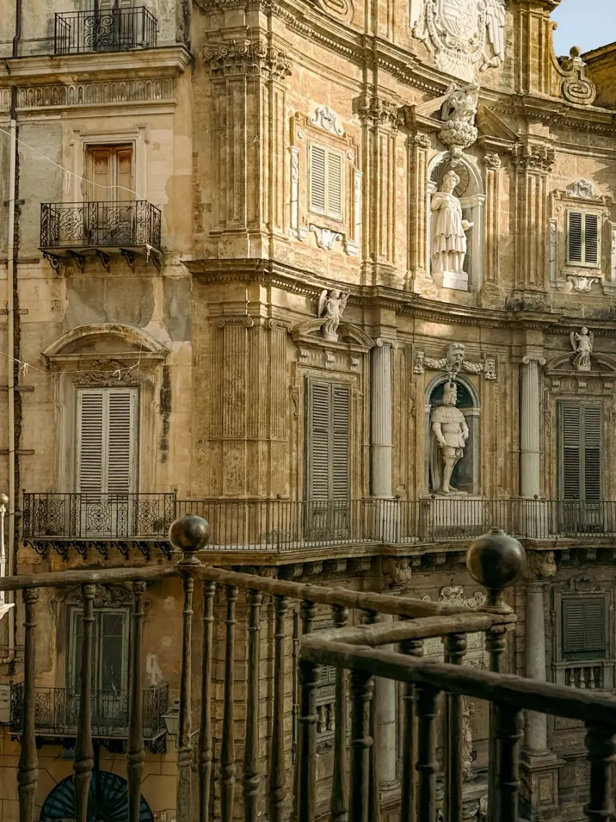 Quattro Canti & Piazza Pretoria